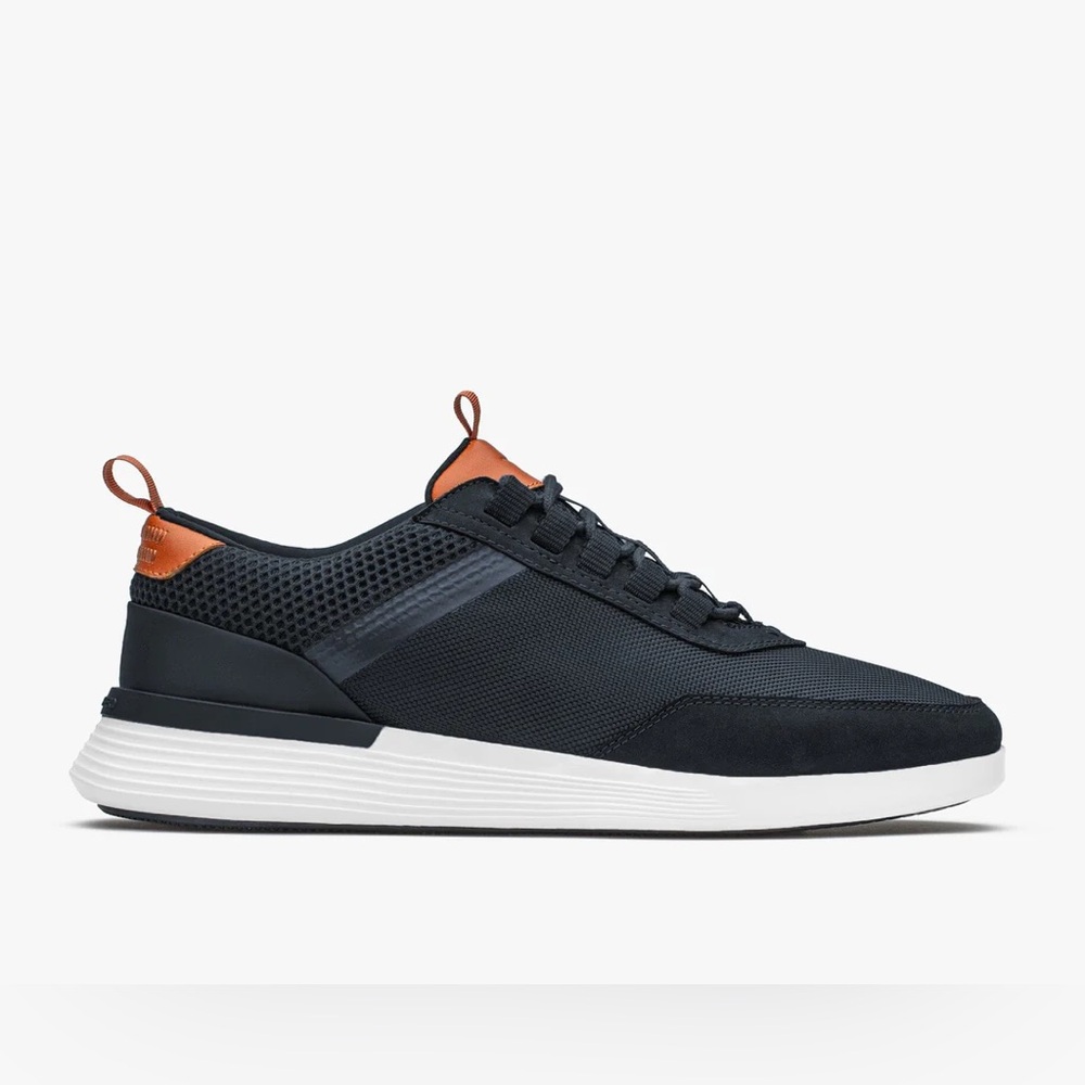 NEW Men’s Wolf and Shepherd Crossover™ Victory Trainer in Navy / White Size 11.5